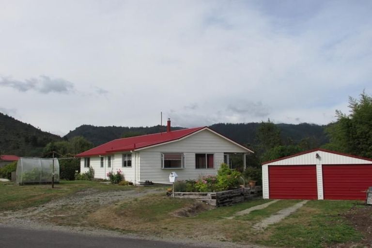 Photo of property in 31 Coal Street, Reefton, 7830