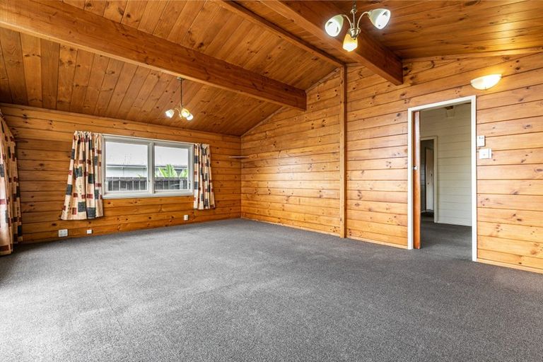 Photo of property in 291 Pakuranga Road, Pakuranga Heights, Auckland, 2010