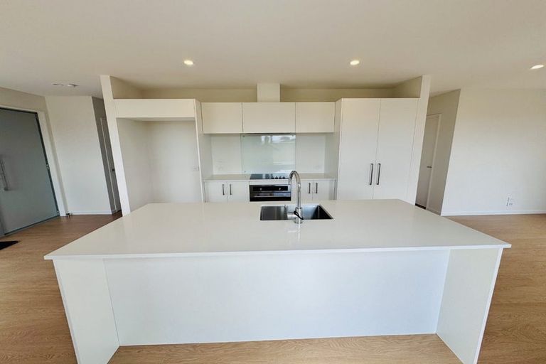 Photo of property in 73 Chrysolite Place, Belfast, Christchurch, 8051