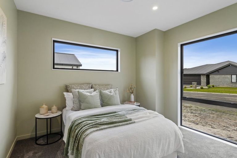 Photo of property in 13 Wexford Crescent, Halswell, Christchurch, 8025