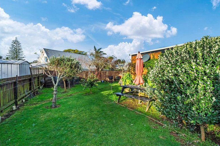 Photo of property in 1a Meadow Park Crescent, Tikipunga, Whangarei, 0112