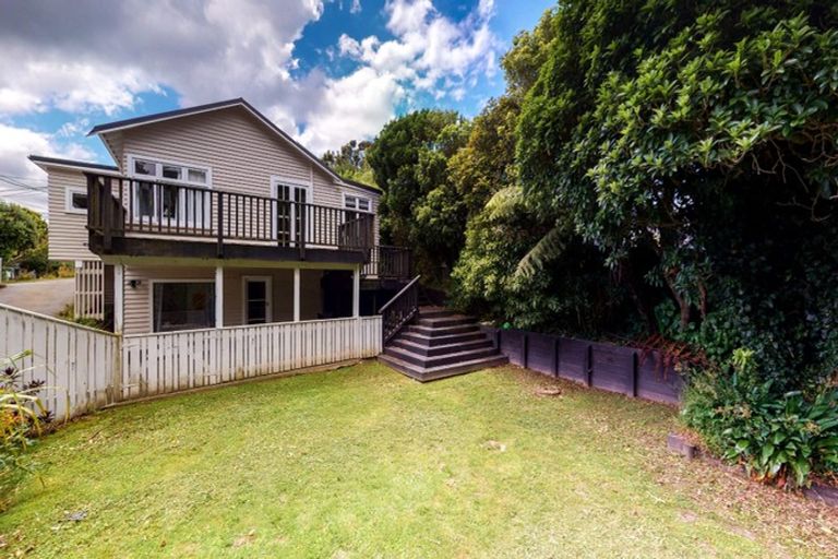 Photo of property in 34 Izard Road, Khandallah, Wellington, 6035