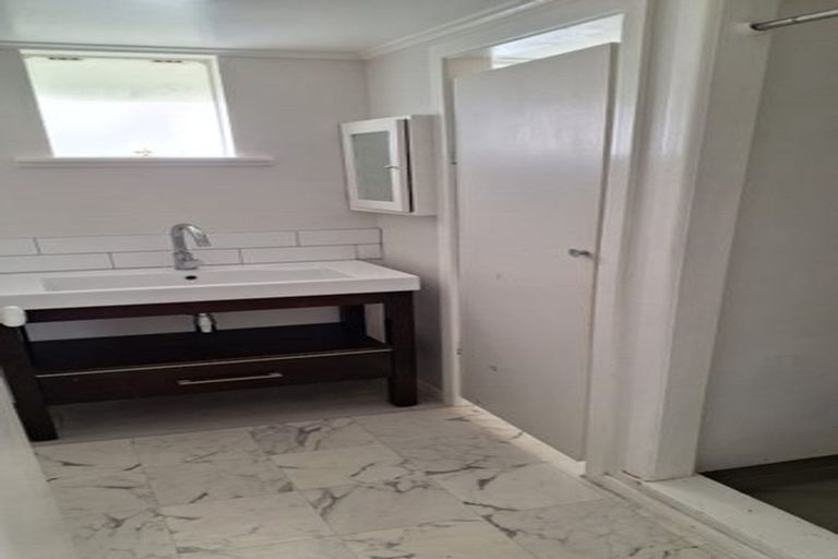 Photo of property in 502 Kaipara Flats Road, Dome Forest, Warkworth, 0981