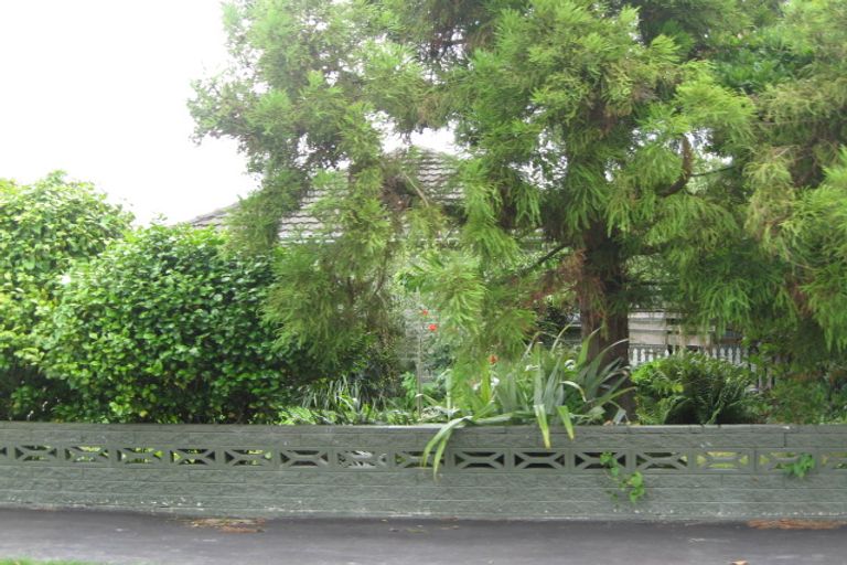 Photo of property in 26 Haslam Crescent, Hoon Hay, Christchurch, 8025