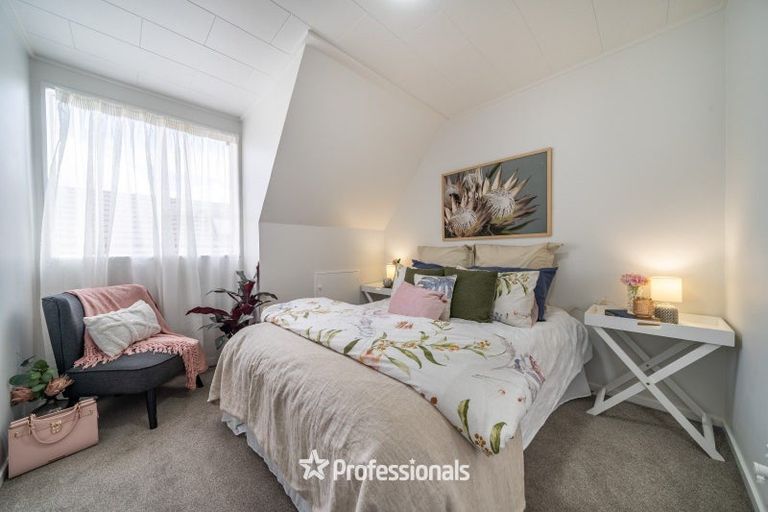 Photo of property in 8b Wai-iti Crescent, Woburn, Lower Hutt, 5010