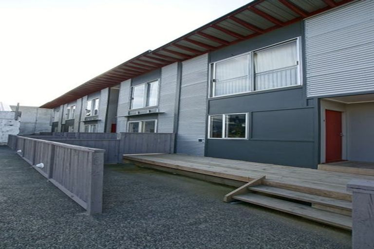 Photo of property in 7/3 Kelvin Grove, Te Aro, Wellington, 6011