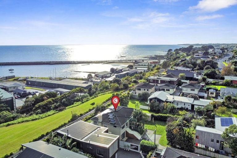 Photo of property in 26a Whiteley Street, Moturoa, New Plymouth, 4310