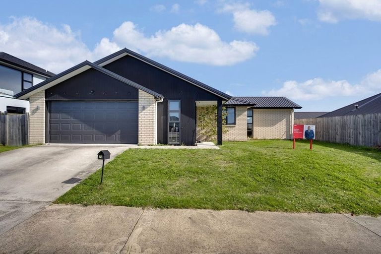 Photo of property in 22 Inuwai Street, Glenview, Hamilton, 3206