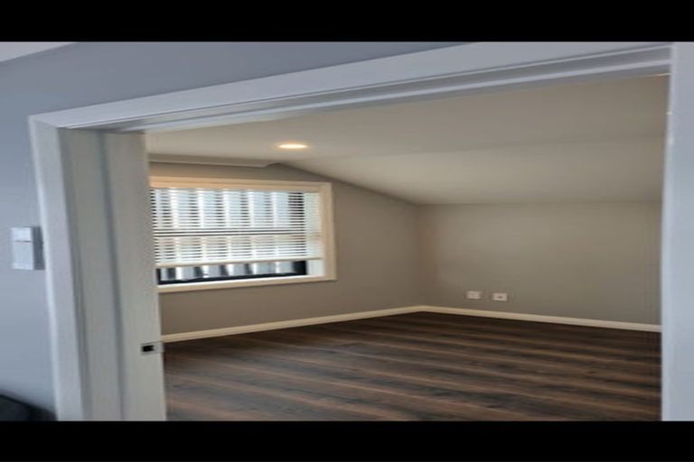 Photo of property in 24 Tai Crescent, Hobsonville, Auckland, 0616