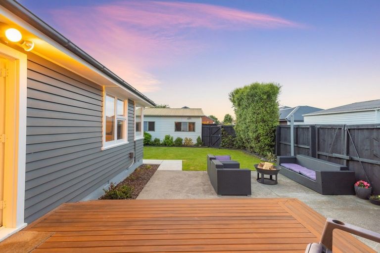 Photo of property in 14 Jocelyn Street, Casebrook, Christchurch, 8051