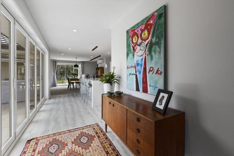 Photo of property in 7 Fairview Place, Levin, 5510