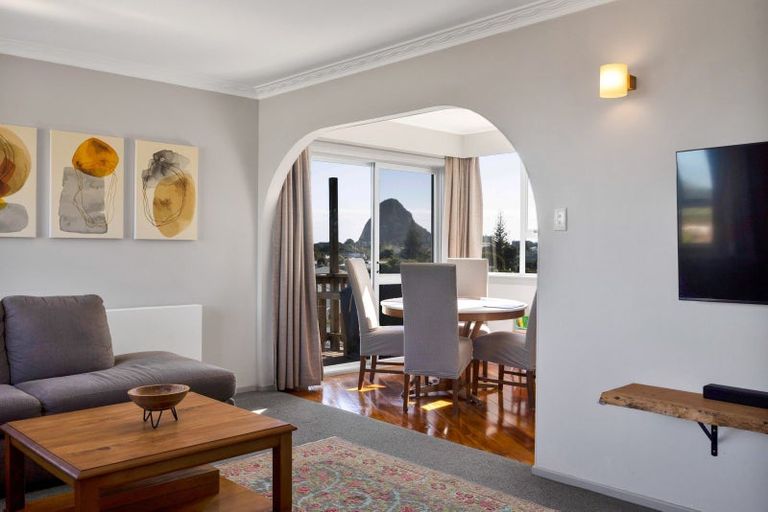 Photo of property in 15 Mount View Place, Spotswood, New Plymouth, 4310