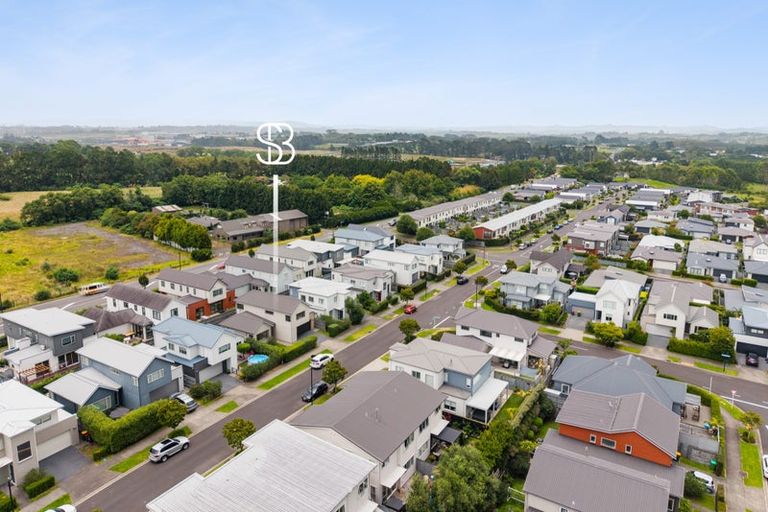 Photo of property in 44 Whenuapai Drive, Whenuapai, Auckland, 0618