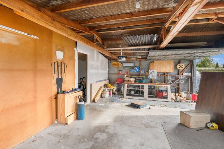 Photo of property in 32 Bermuda Drive, Hornby, Christchurch, 8042