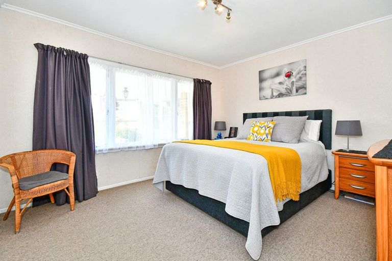 Photo of property in 21 Clark Road, Pahurehure, Papakura, 2113