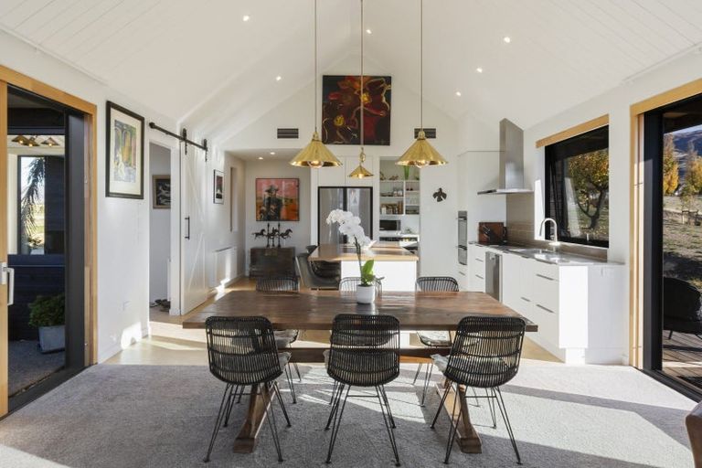 Photo of property in 112 Hall Road, Bannockburn, Cromwell, 9384