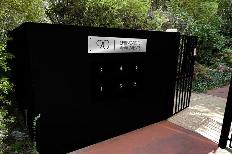 Photo of property in 3/90 Springfield Road, St Albans, Christchurch, 8014