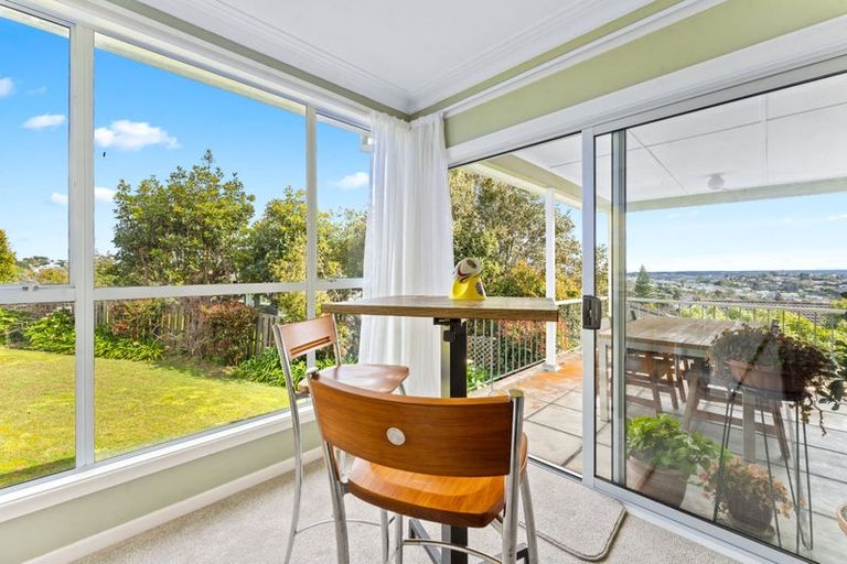 Photo of property in 88 Birkdale Road, Birkdale, Auckland, 0626