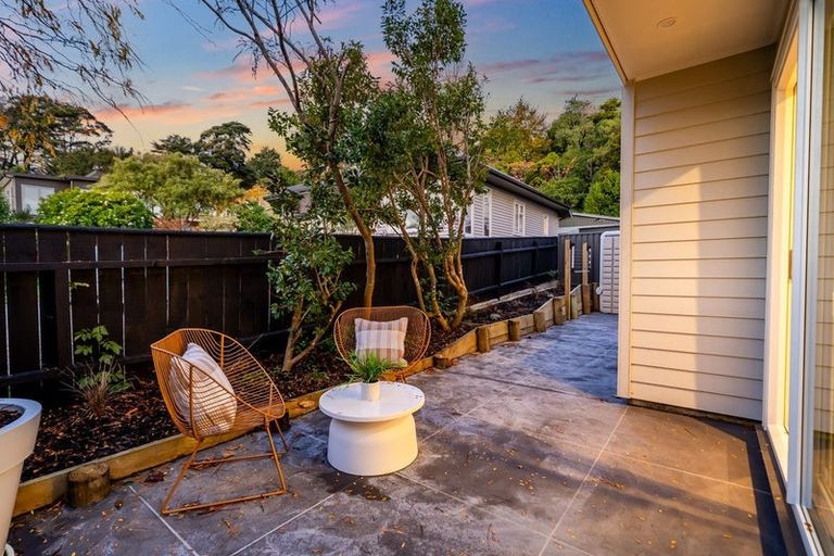 Photo of property in 70b Heretaunga Square, Silverstream, Upper Hutt, 5019