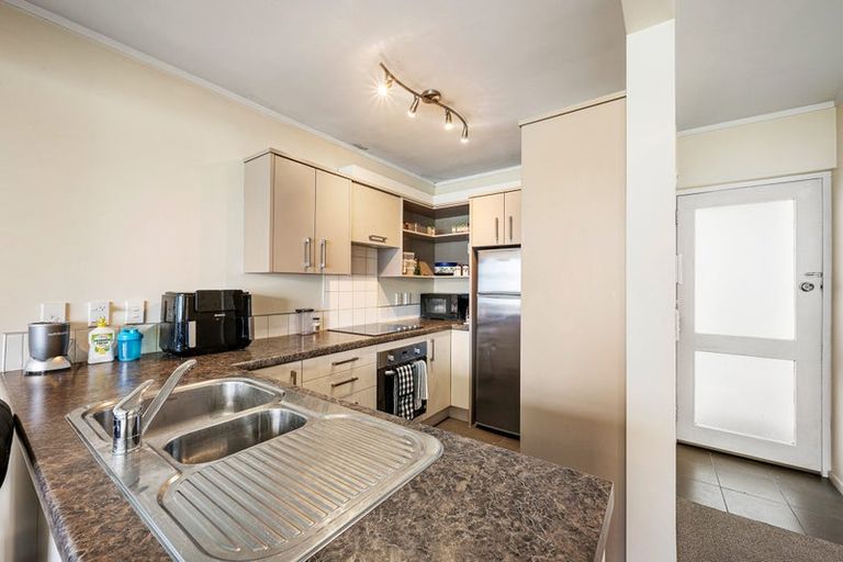 Photo of property in 12 Anne Street, Wadestown, Wellington, 6012