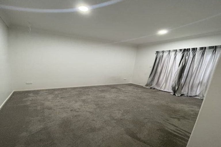 Photo of property in 34 Lime Hill Rise, Flat Bush, Auckland, 2019