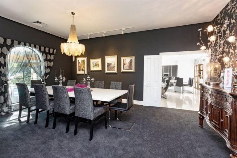 Photo of property in 127 Regent's Park Drive, Casebrook, Christchurch, 8051