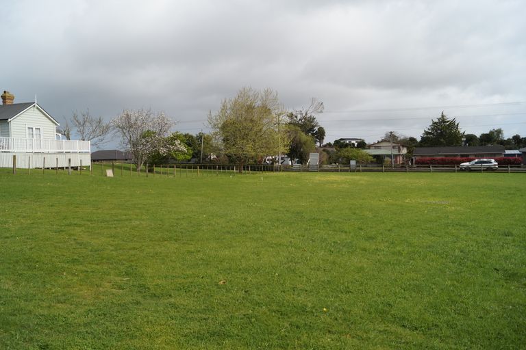 Photo of property in 43 Colombo Road, Waiuku, 2123