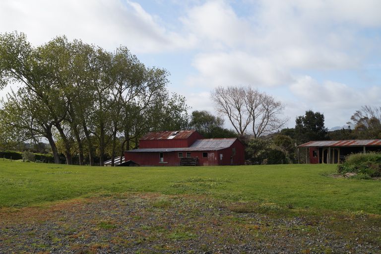 Photo of property in 43 Colombo Road, Waiuku, 2123