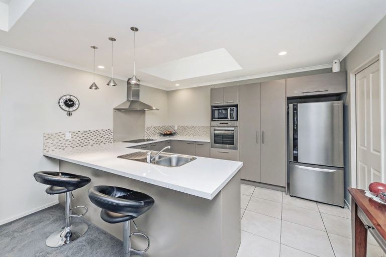 Photo of property in 18 Globe Bay Drive, Templeton, Christchurch, 8042
