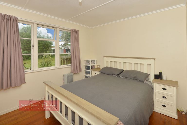 Photo of property in 9 Pukemiro Road, Te Kamo, Whangarei, 0112