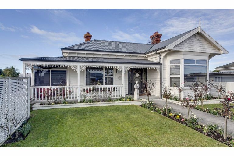Photo of property in 40&40a Harper Street, Parkside, Timaru, 7910