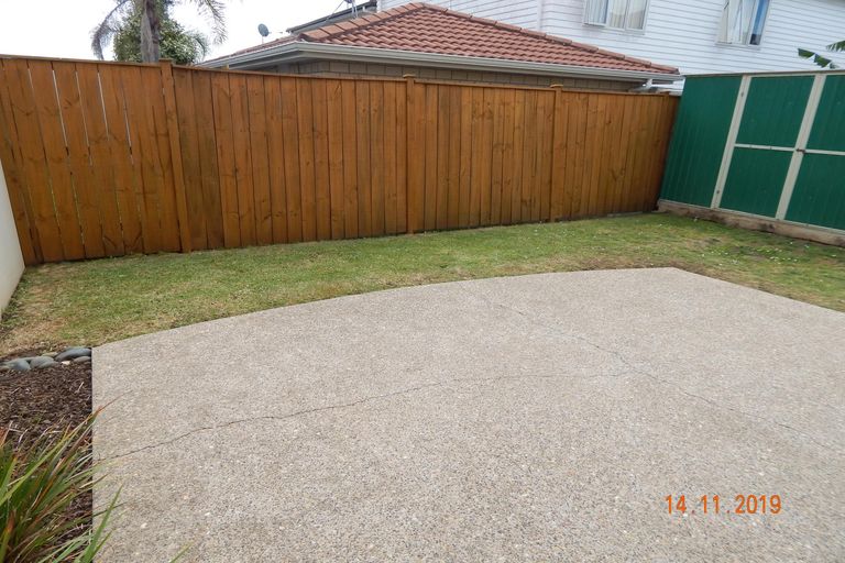 Photo of property in 33 Janway Avenue, Flat Bush, Auckland, 2016