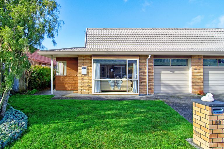 Photo of property in Holdsworth Villas, 59/2 William Donald Drive, Solway, Masterton, 5810