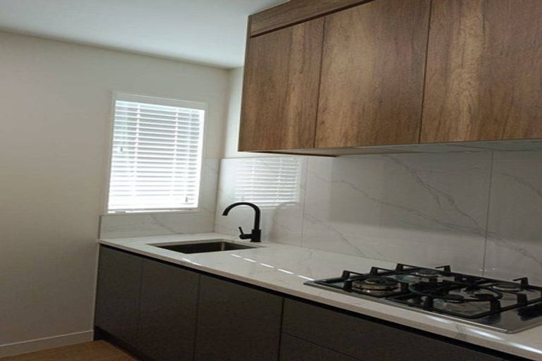 Photo of property in 17 Bushfield Drive, Flat Bush, Auckland, 2019