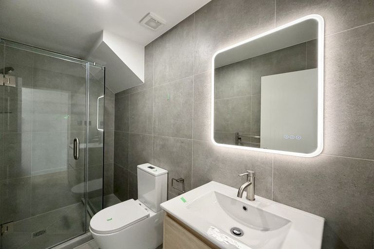 Photo of property in 6/399 Massey Road, Mangere East, Auckland, 2024