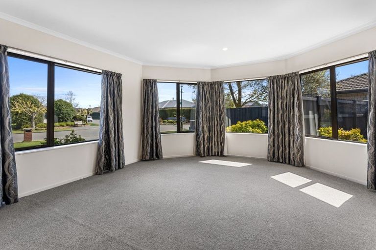 Photo of property in 12 Riverview Road, Rangiora, 7400
