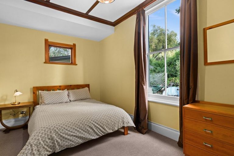Photo of property in 35 Iona Road, Havelock North, 4130
