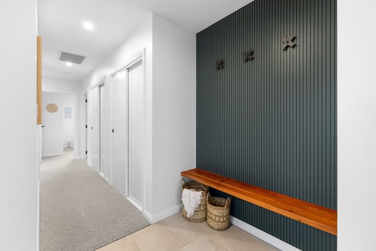 Photo of property in 7 Gratitude Way, Kelvin Grove, Palmerston North, 4414