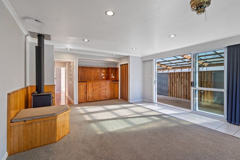 Photo of property in 53 Blake Street, Waitara, 4320