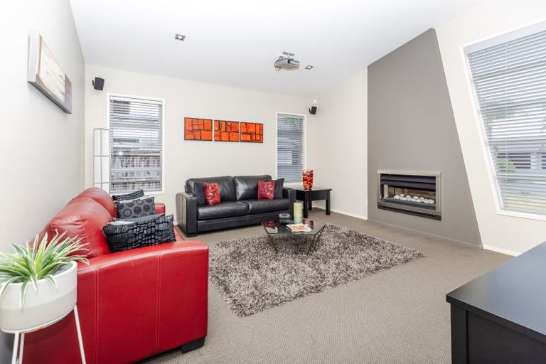 Photo of property in 19 Shalimar Place, Huntington, Hamilton, 3210