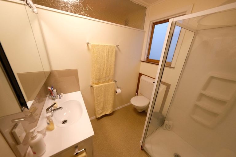 Photo of property in 139 Hine Road, Wainuiomata, Lower Hutt, 5014