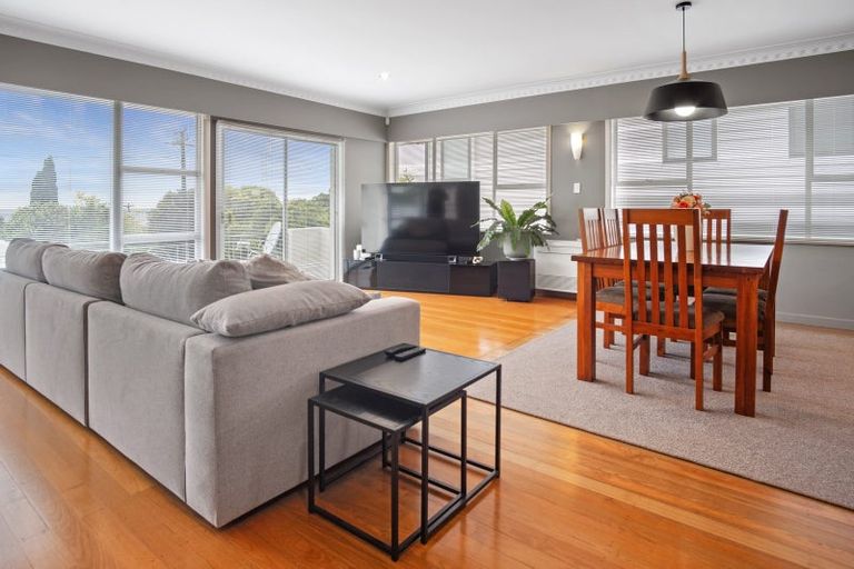 Photo of property in 18a Tiroroa Avenue, Te Atatu South, Auckland, 0610