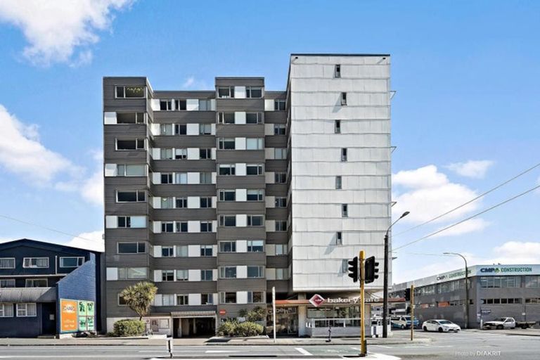 Photo of property in Cube Apartments, 5h/242 Taranaki Street, Mount Cook, Wellington, 6011