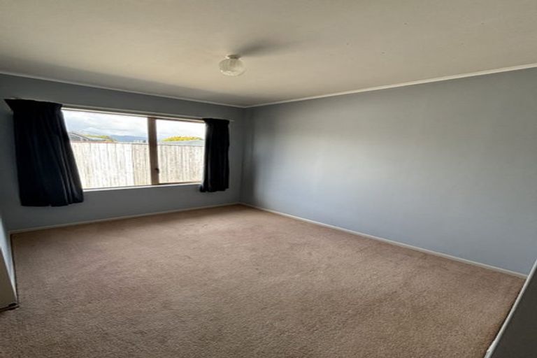 Photo of property in 35a Olive Terrace, Paraparaumu Beach, Paraparaumu, 5032