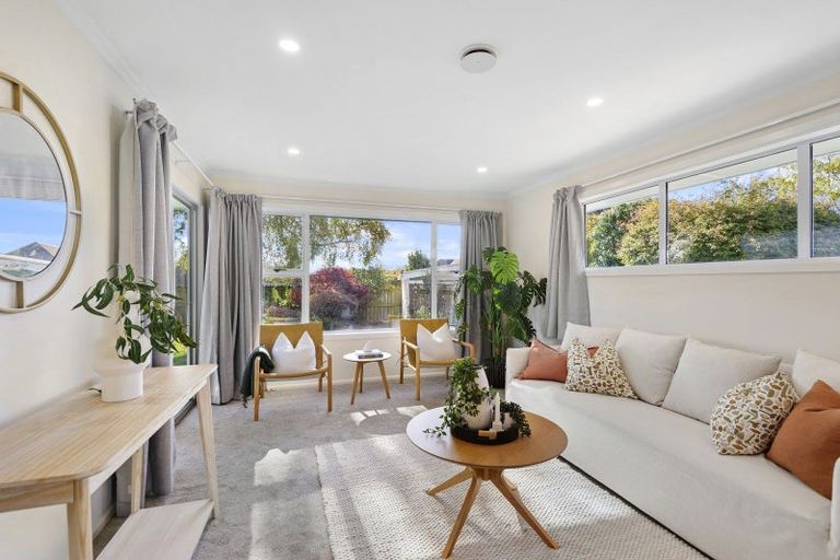 Photo of property in 24c Sarabande Avenue, Redwood, Christchurch, 8051