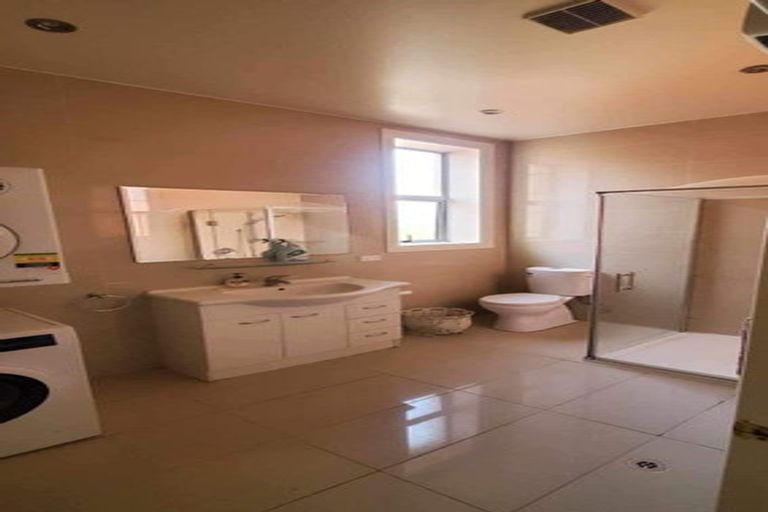 Photo of property in 400 High Street, Dunedin Central, Dunedin, 9016