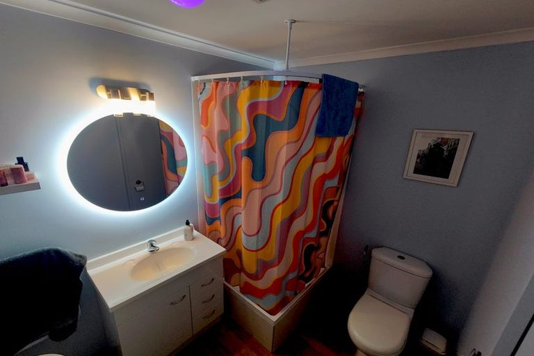 Photo of property in 8-8a Coromandel Street, Wanaka, 9305