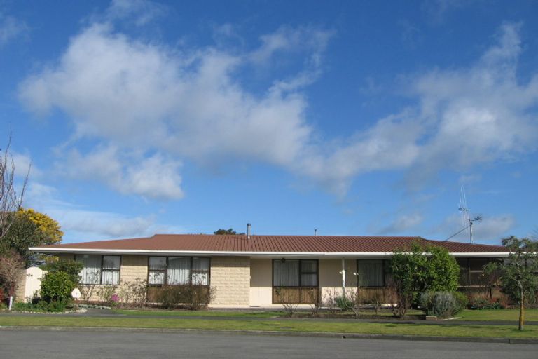 Photo of property in 2 Florence Place, Feilding, 4702