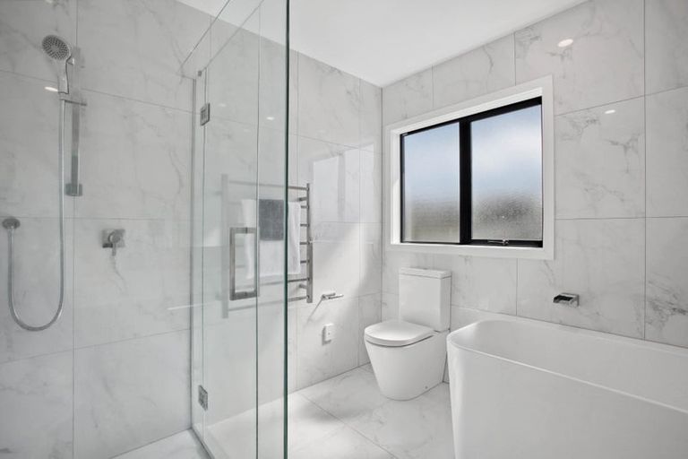 Photo of property in 138 Bucklands Beach Road, Bucklands Beach, Auckland, 2012