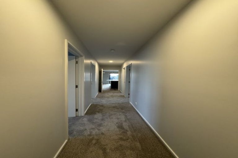 Photo of property in 2/232 Marine Parade, New Brighton, Christchurch, 8061